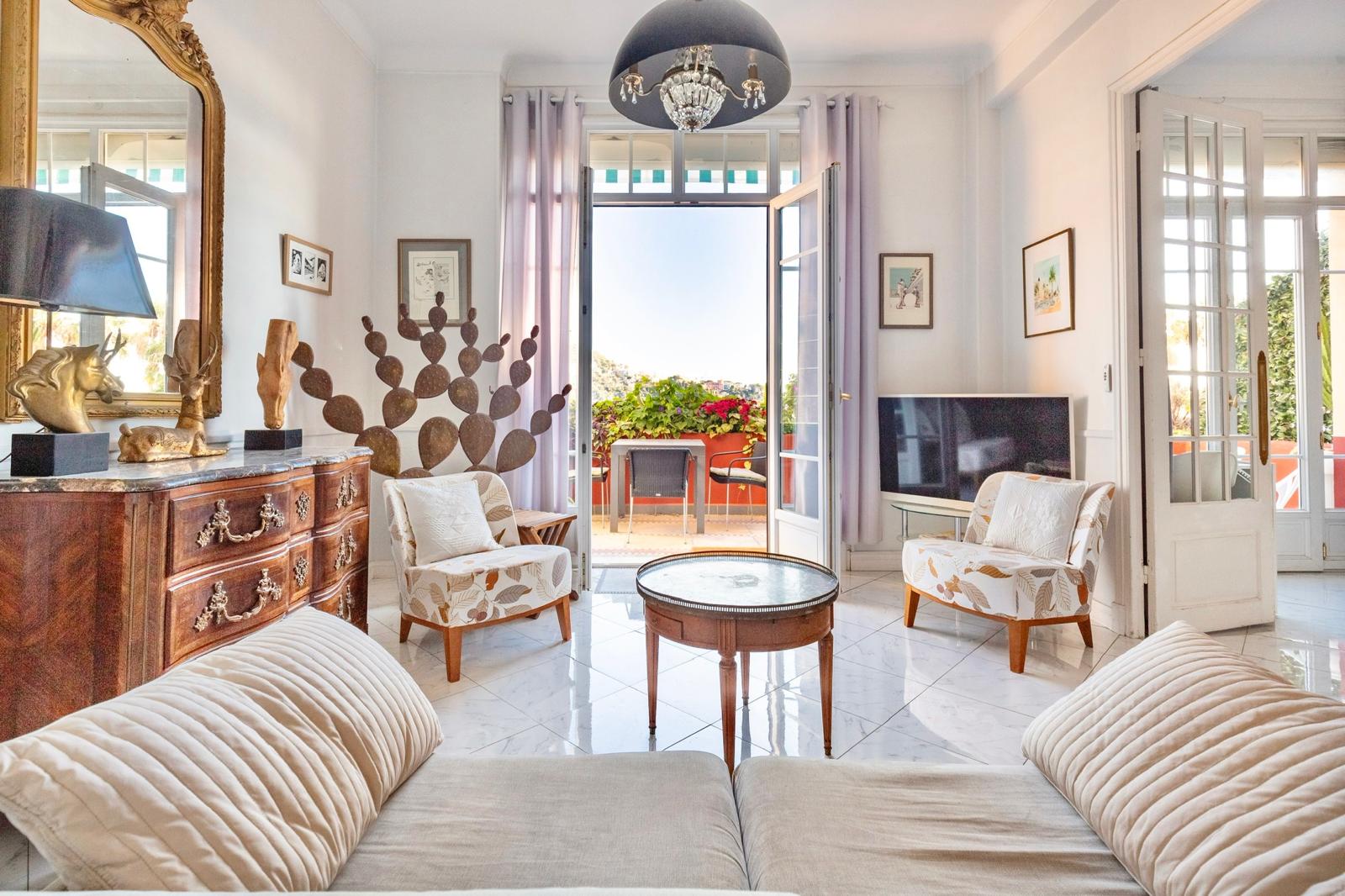 Hosting-by-Nico 2025-11-13 at 13.15.52 (2)